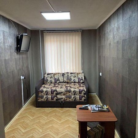 Хостел Космос Днепър Екстериор снимка